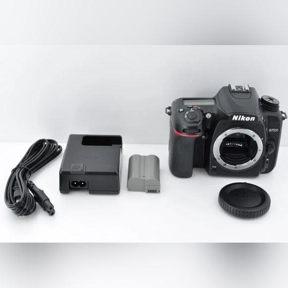 Nikon DSLR D7500 Camera - Picture 2 of 3